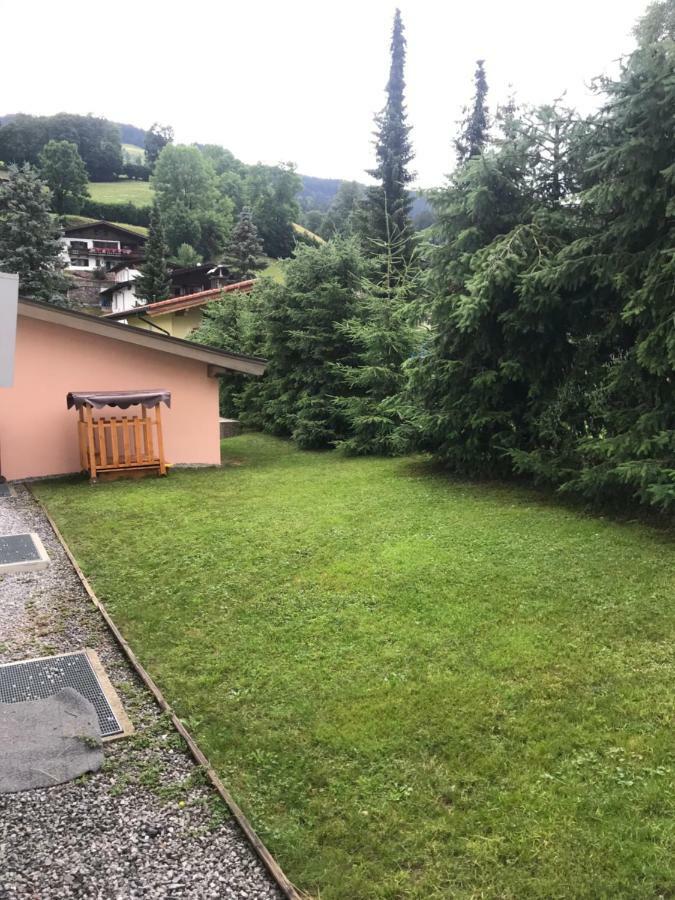 Ferienwohnung Julia Бриксен-им-Тале Екстериор снимка